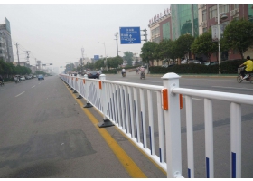 三亚市市政道路护栏工程